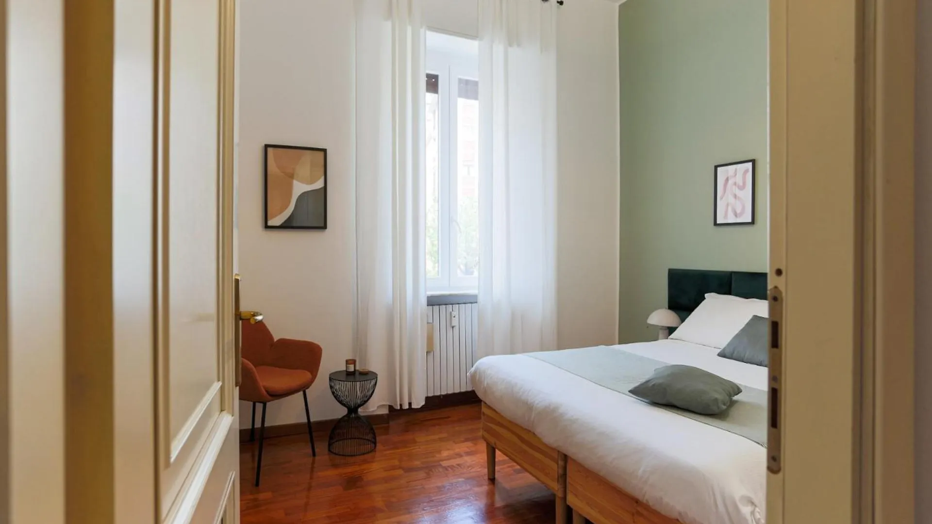 The Best Rent - Modern Two-Bedroom Apartment In Porta Romana Mailand