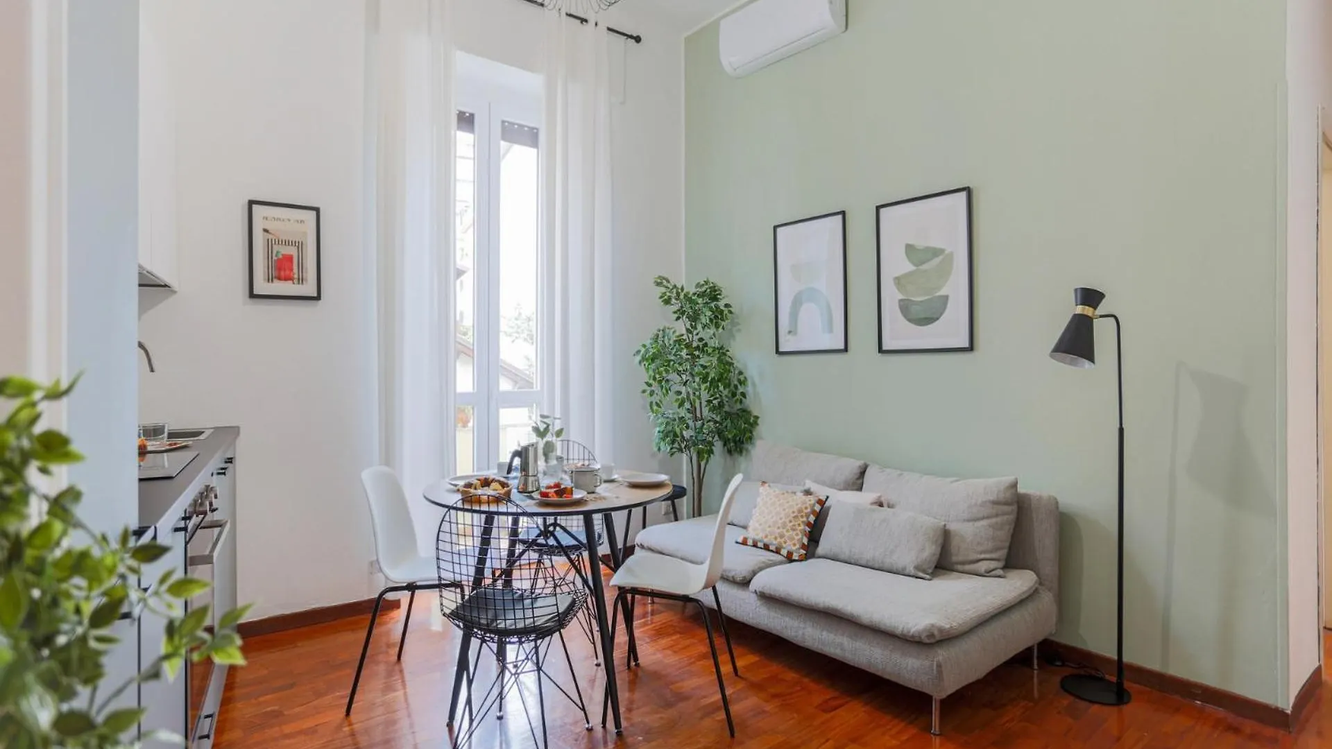 The Best Rent - Modern Two-Bedroom Apartment In Porta Romana Milan